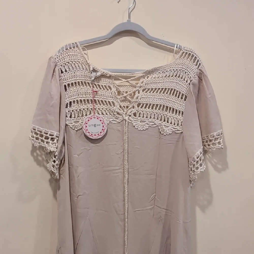 Umgee Cream Crochet Detail Top - Picture 7 of 9